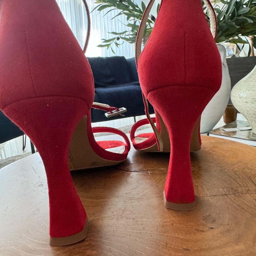 Vince Camuto size 9 only has been worn once - Picture 12 of 14